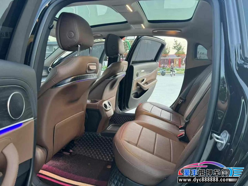 19年奔驰E轿车抵押车出售