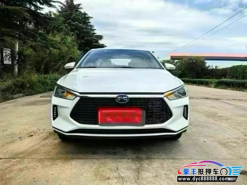 23年比亚迪E3轿车抵押车出售