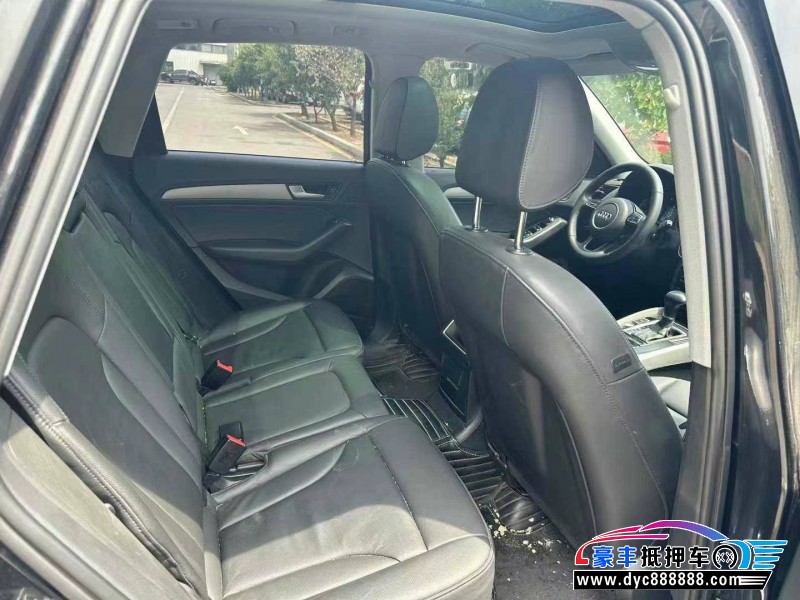 18年奥迪Q5轿车抵押车出售