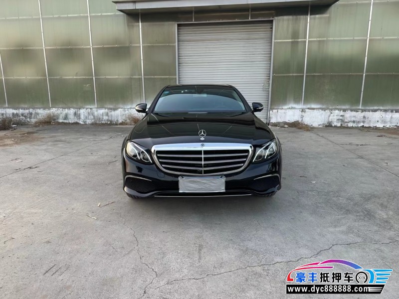 20年奔驰E轿车抵押车出售