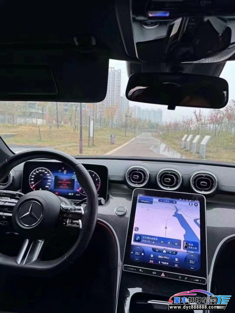 22年奔驰C轿车抵押车出售