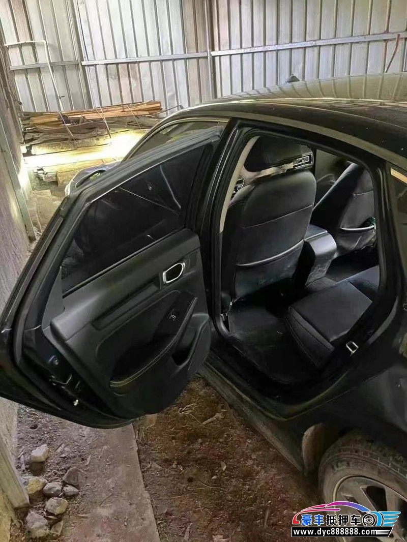 22年本田思域轿车抵押车出售