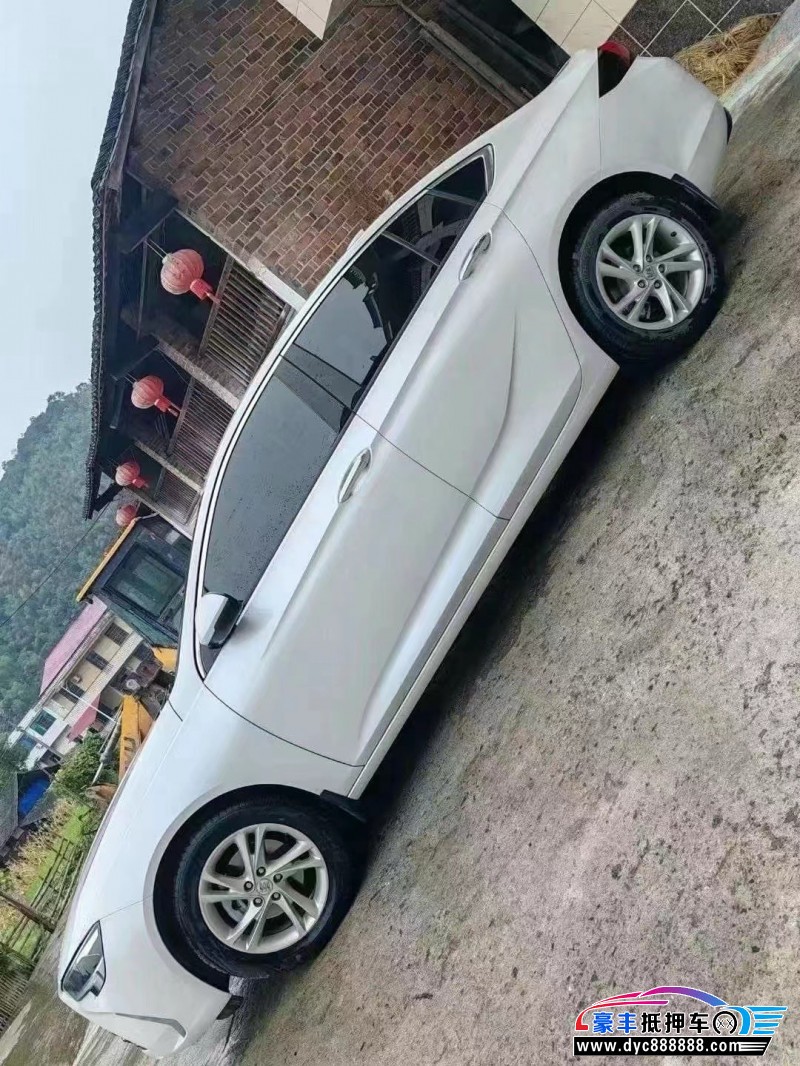 24年别克君威轿车抵押车出售