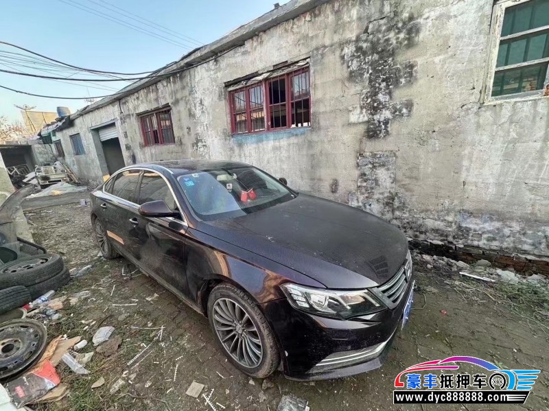 16年众泰Z700轿车抵押车出售