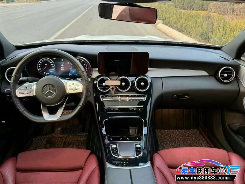 21年奔驰C轿车抵押车出售