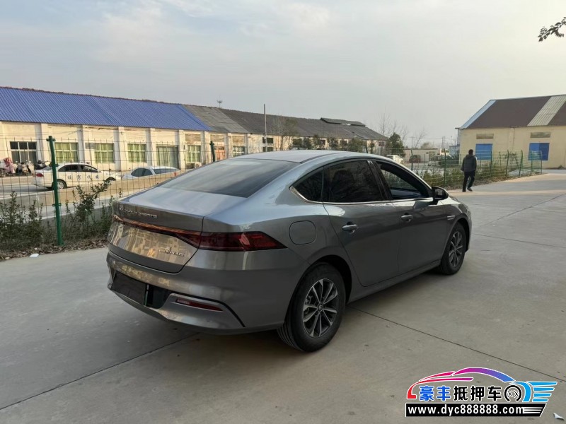 24年比亚迪秦轿车抵押车出售