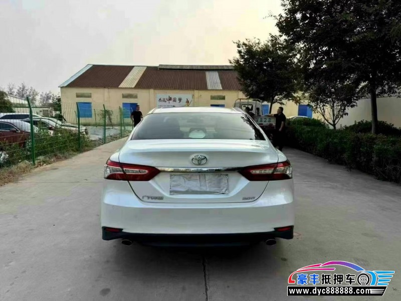21年丰田凯美瑞轿车抵押车出售