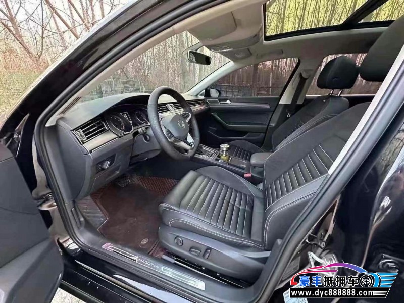 22年大众迈腾轿车抵押车出售