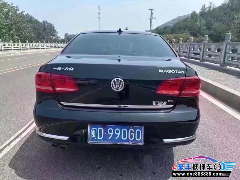 14年大众迈腾轿车抵押车出售