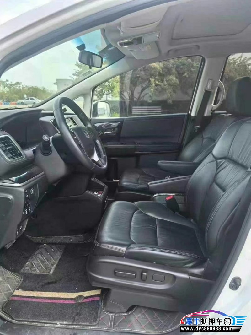 18年本田奥德赛MPV抵押车出售