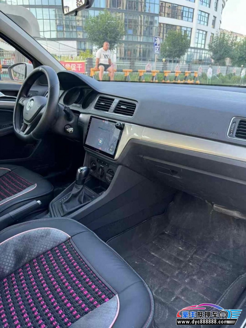 19年大众朗逸轿车抵押车出售