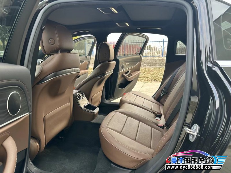 23年奔驰E轿车抵押车出售