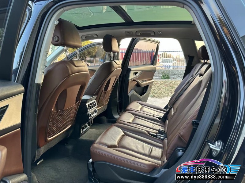 19年奥迪Q7轿车抵押车出售