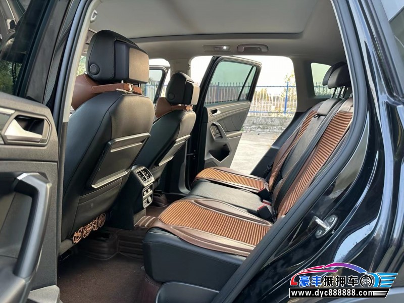 19年大众途威轿车抵押车出售