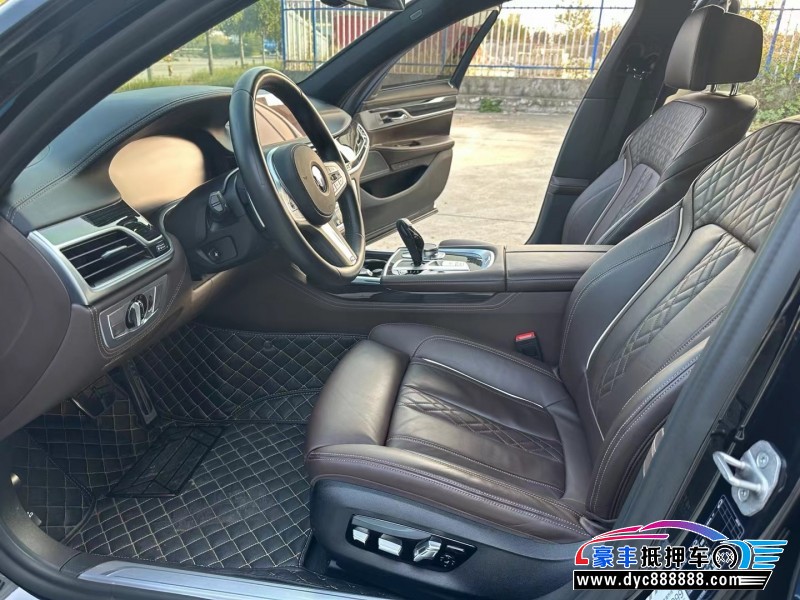 21年宝马7系轿车抵押车出售