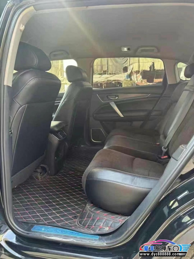 22年本田冠道轿车抵押车出售