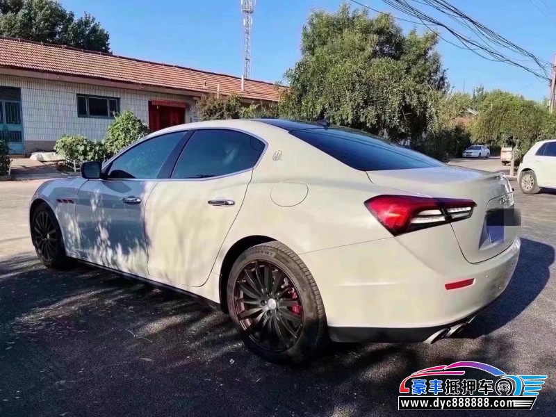 15年玛莎拉蒂Ghibli轿车抵押车出售