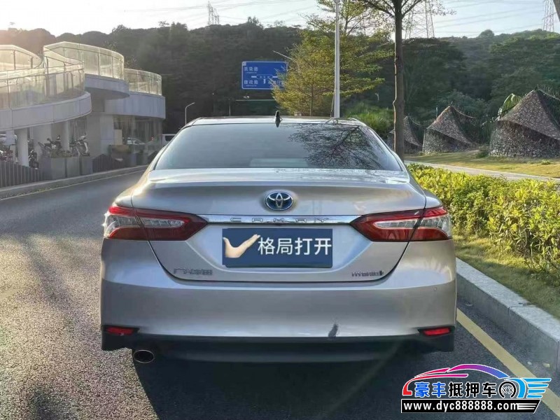 22年丰田凯美瑞轿车抵押车出售