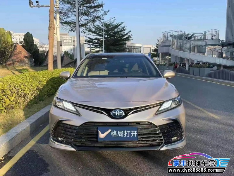 22年丰田凯美瑞轿车抵押车出售