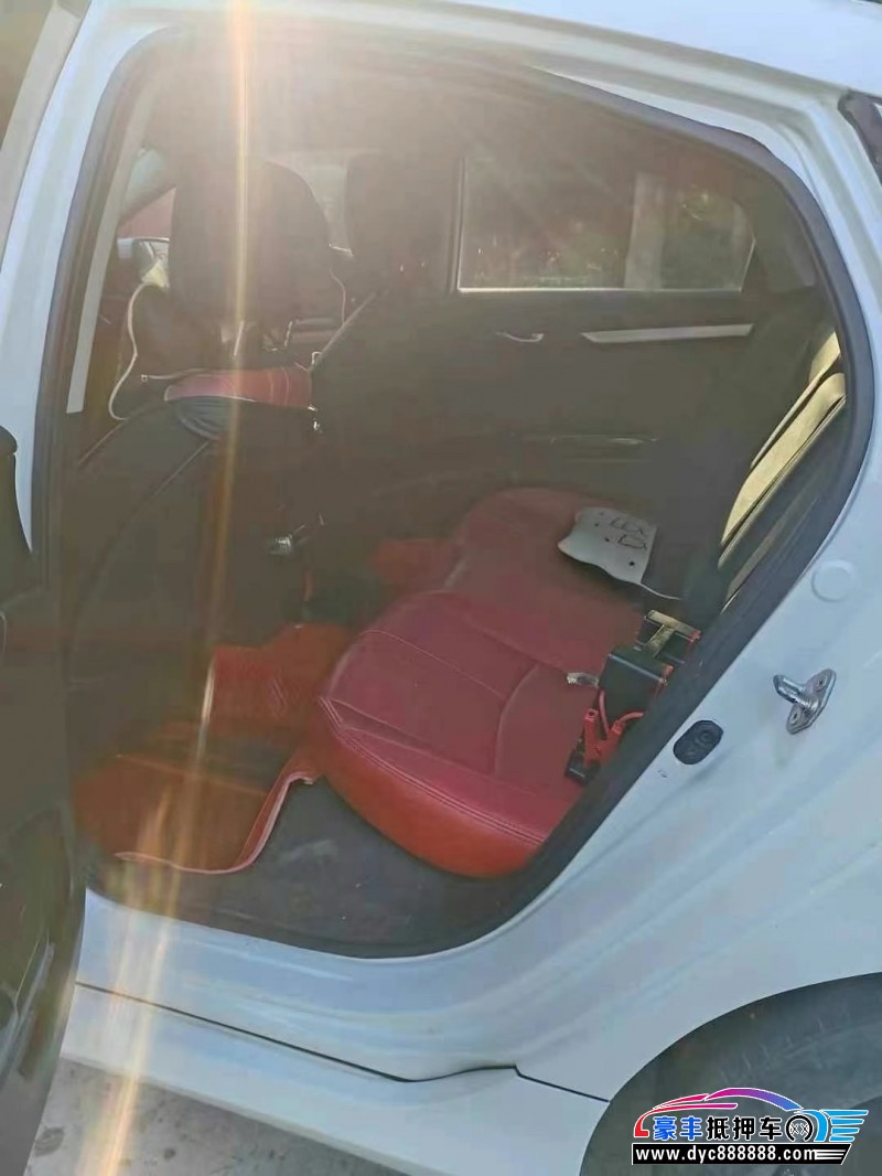 19年本田思域轿车抵押车出售