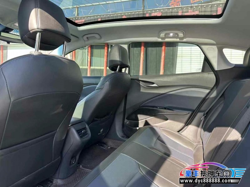 23年别克微蓝轿车抵押车出售