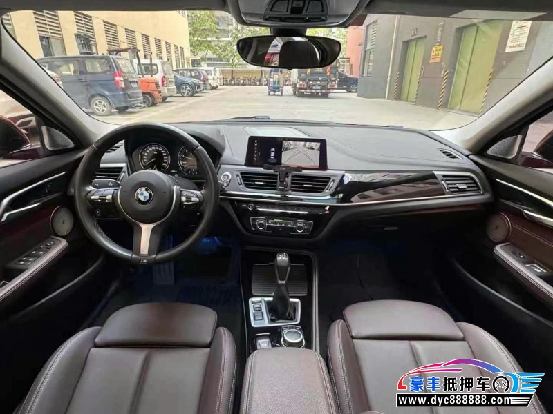 19年宝马1系轿车抵押车出售