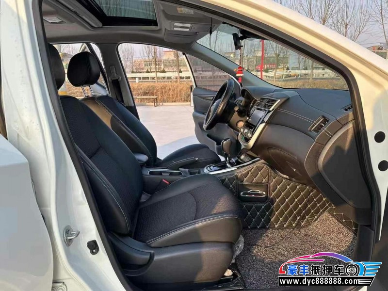 18年日产骐达轿车抵押车出售