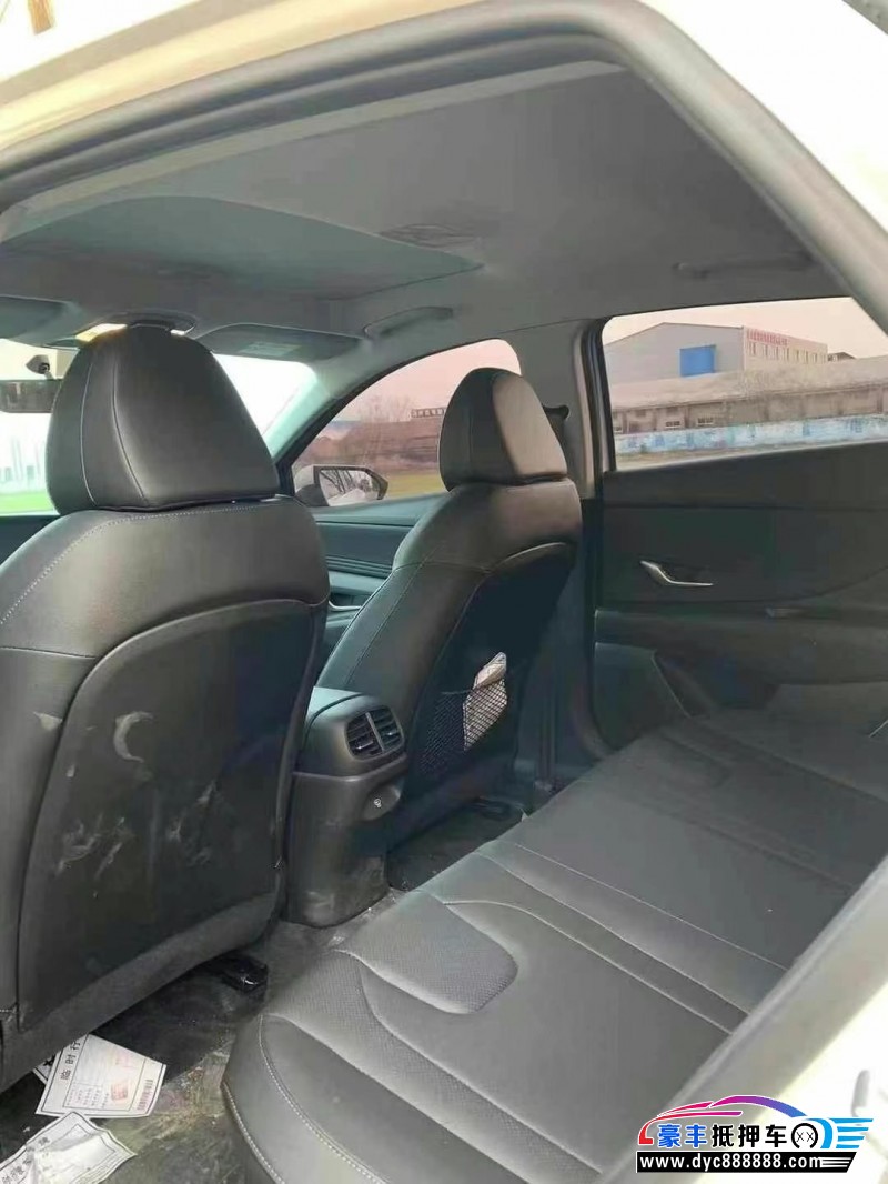 24年现代伊兰特轿车抵押车出售