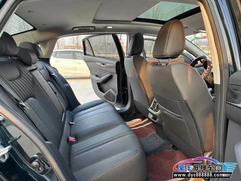 23年东风风神奕炫轿车抵押车出售