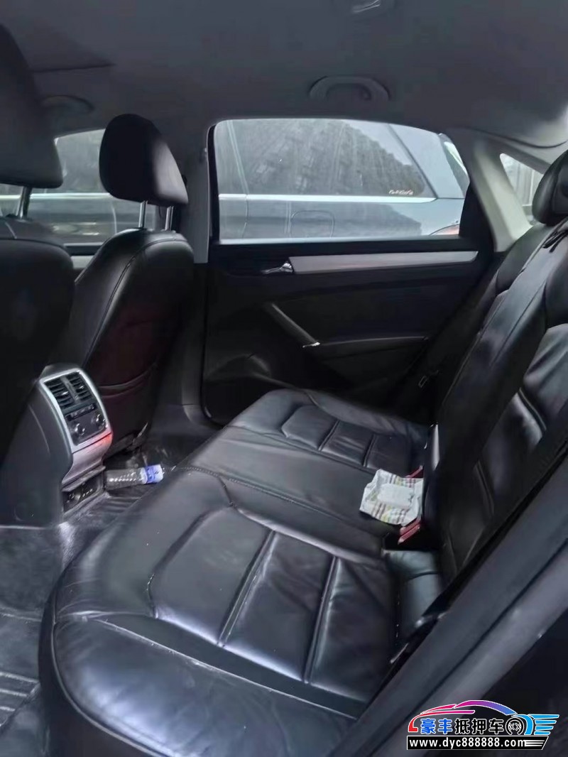 11年大众帕萨特轿车抵押车出售