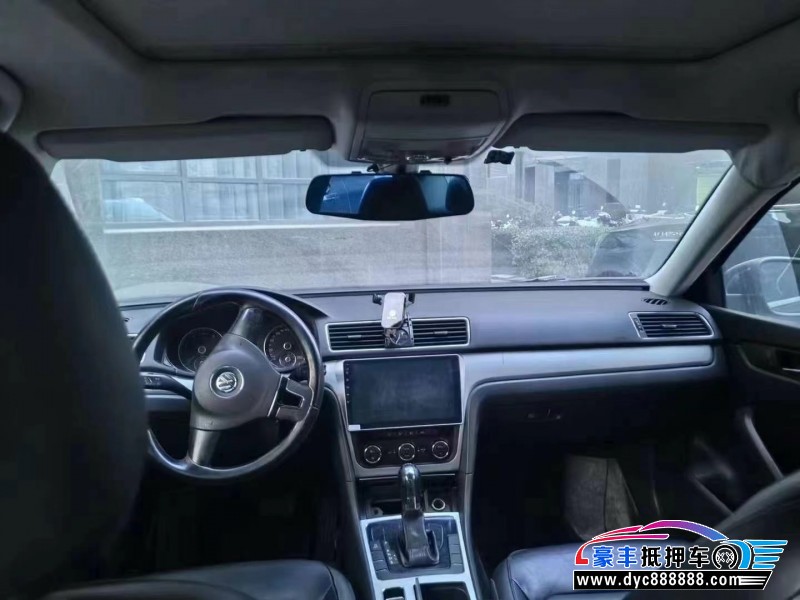 11年大众帕萨特轿车抵押车出售