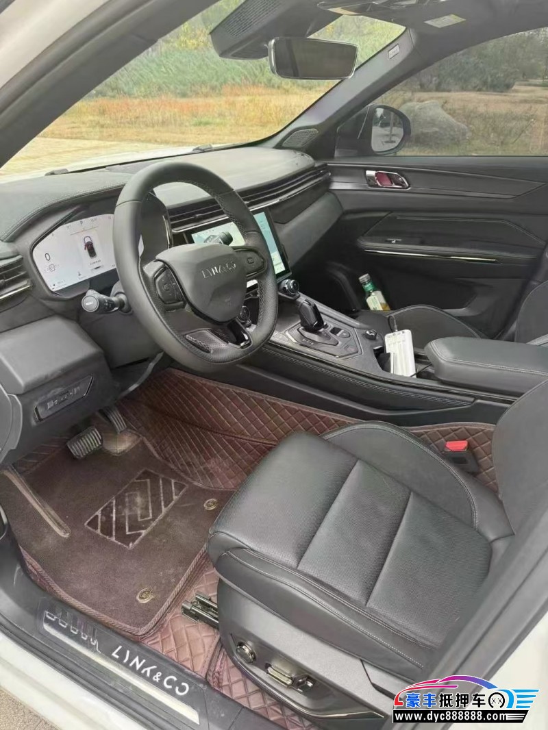 24年领克01轿车抵押车出售