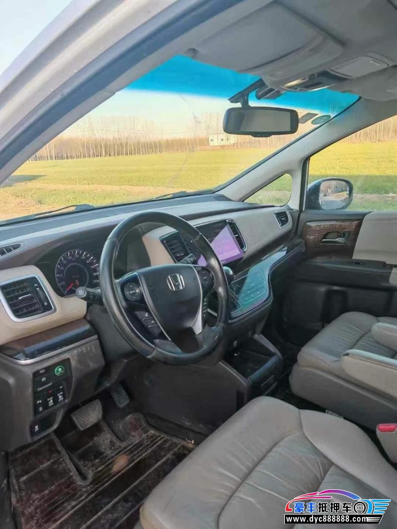 15年本田奥德赛轿车抵押车出售