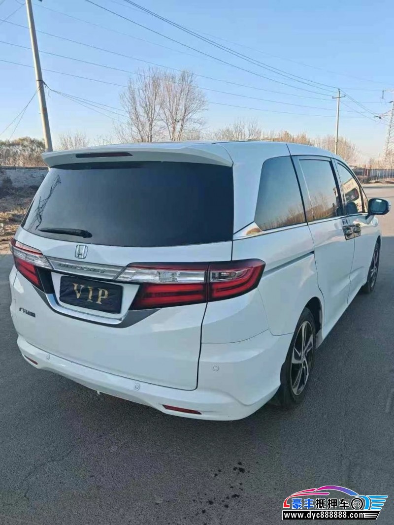 15年本田奥德赛轿车抵押车出售