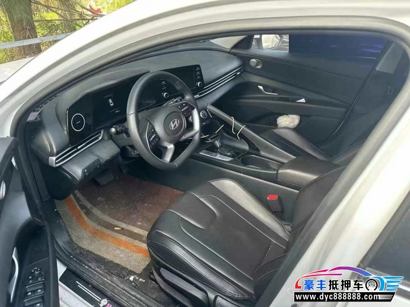 23年现代伊兰特轿车抵押车出售