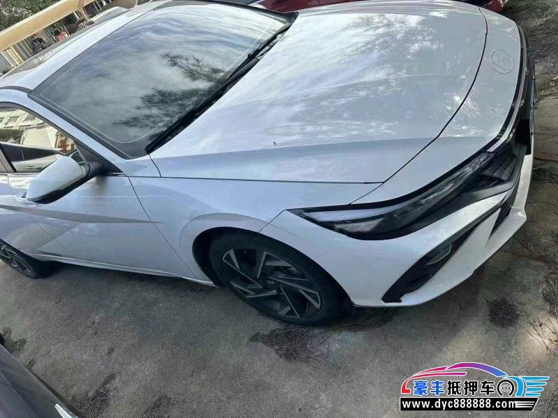 23年现代伊兰特轿车抵押车出售