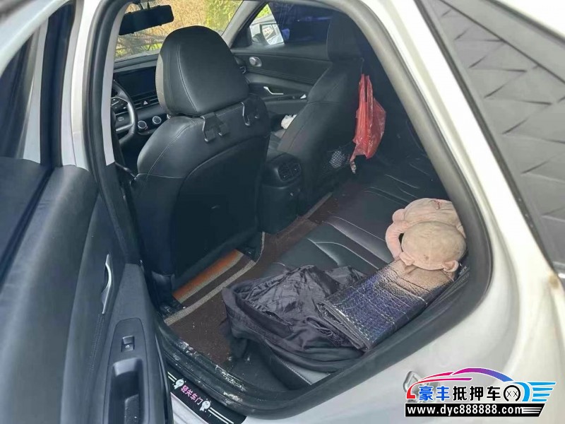 23年现代伊兰特轿车抵押车出售