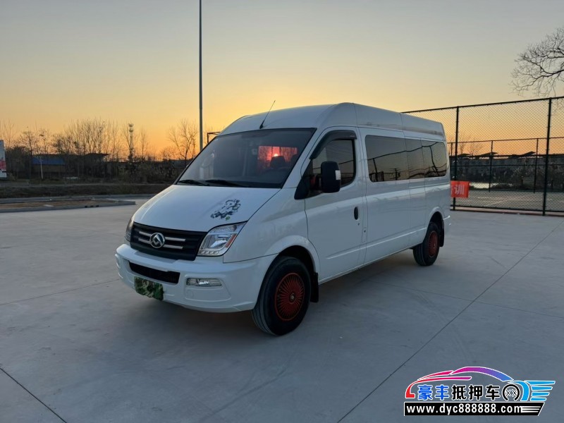 23年上汽大通V80轿车抵押车出售