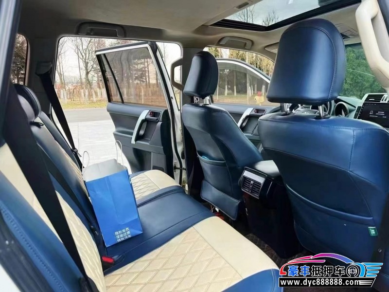 16年丰田普拉多（霸道）轿车抵押车出售