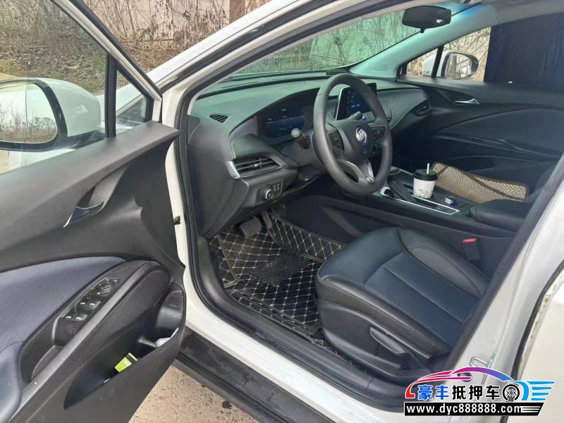 24年别克微蓝轿车抵押车出售