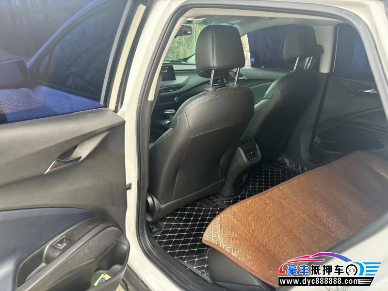 24年别克微蓝轿车抵押车出售