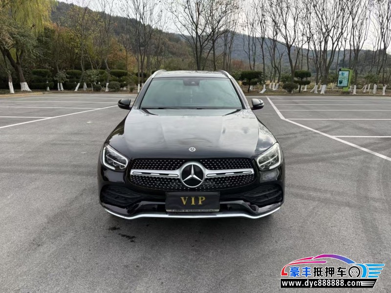 20年奔驰GLC轿车抵押车出售