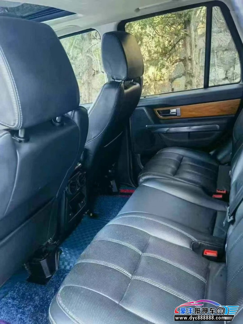 11年路虎揽胜运动轿车抵押车出售