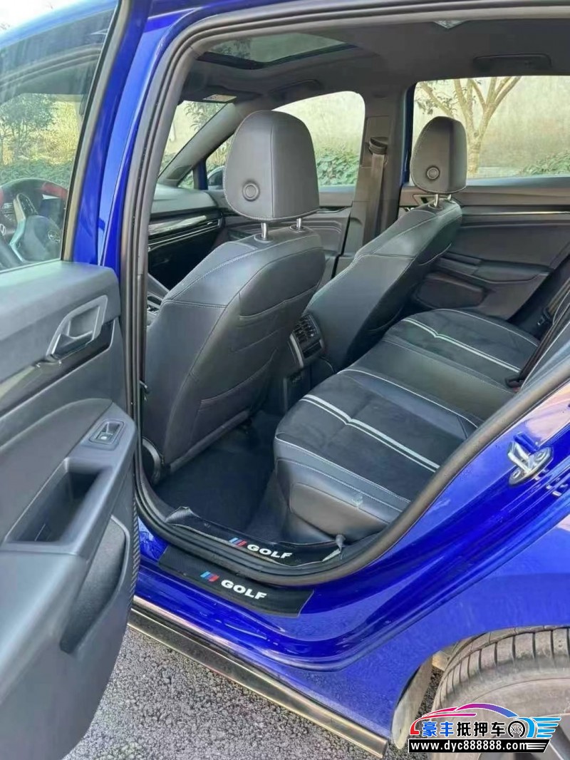 23年大众高尔夫轿车抵押车出售