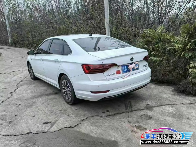 21年大众速腾轿车抵押车出售