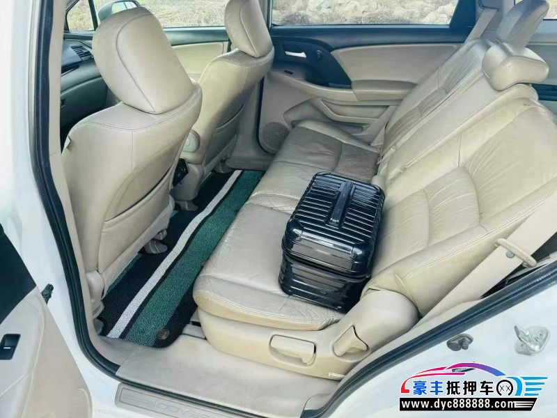 13年本田奥德赛轿车抵押车出售