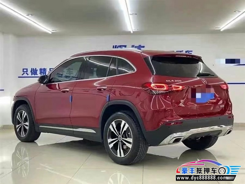 22年奔驰GLA轿车抵押车出售