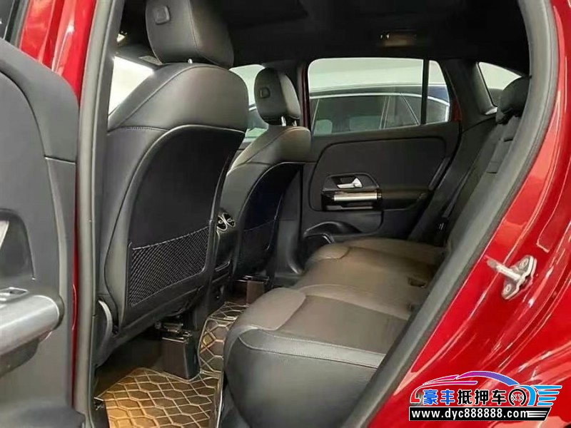 22年奔驰GLA轿车抵押车出售