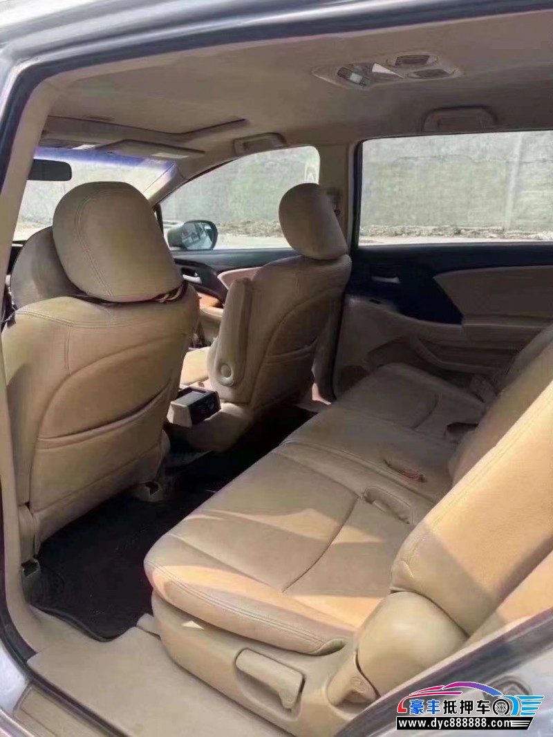 11年本田奥德赛轿车抵押车出售