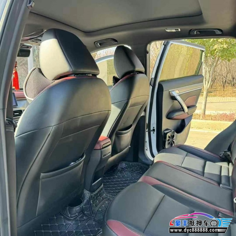 19年吉利缤越轿车抵押车出售